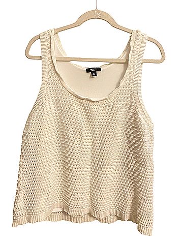 Simply Vera Vera Wang Sleeveless Top (view 1)