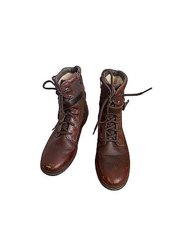 Ugg Kesey Boots (view 2)