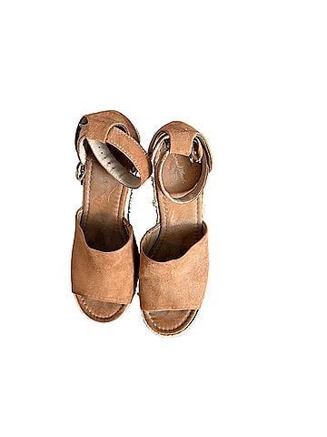 Universal Thread Wedges (view 2)