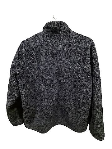 Uniqlo Fleece (view 2)