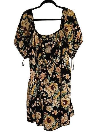 Torrid Puff Sleeve Mini Dress Casual Dress (view 1)