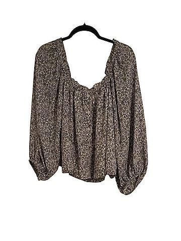 American Eagle Outfitters off the shoulder with elastic neckline Long Sleeve T-Shirt (view 1)