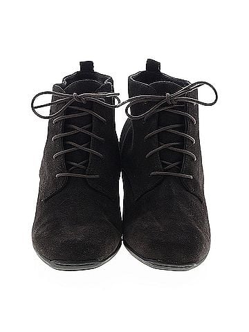 Clarks Clarks Ankle Boots (view 2)
