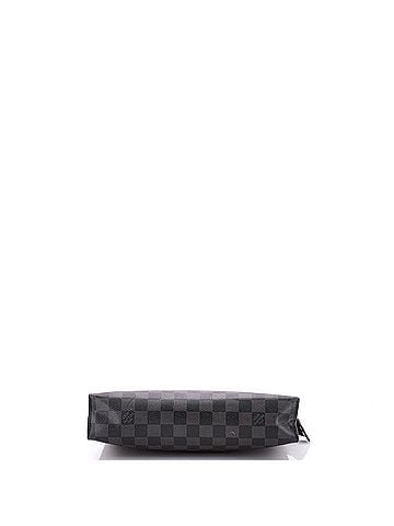 Louis Vuitton Pochette Voyage Damier Graphite MM (view 2)