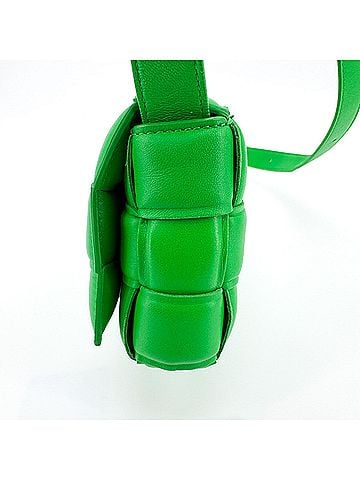 Bottega Veneta Cassette Padded Maxi Intrecciato Leather Green Leather Crossbody Bag Bag (view 2)