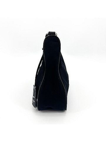 Prada Re-Edition 2005 Tessuto Black Nylon Shoulder Bag Bag (view 2)
