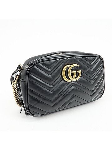 Gucci Gg Marmont Matelasse Leather Black Leather Shoulder Bag Bag (view 2)