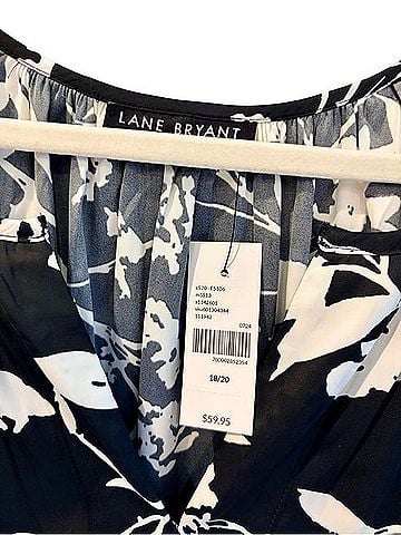 Lane Bryant Short Sleeve T-Shirt (view 2)