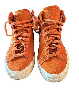 VEJA Sneakers (view 2)