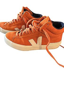 VEJA Sneakers (view 1)