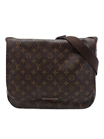 Louis Vuitton Monogram Beaubourg Messenger MM (view 1)