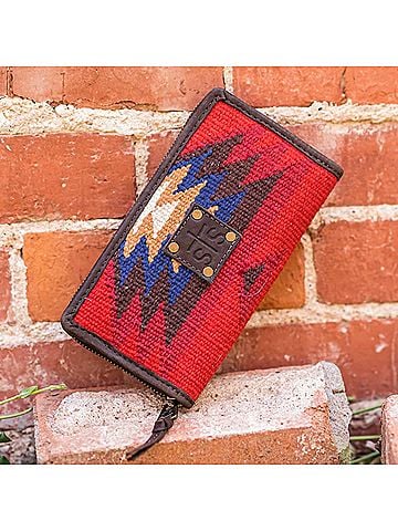 STS Ranchwear Women's Aztec Bifold Wallet (view 2)