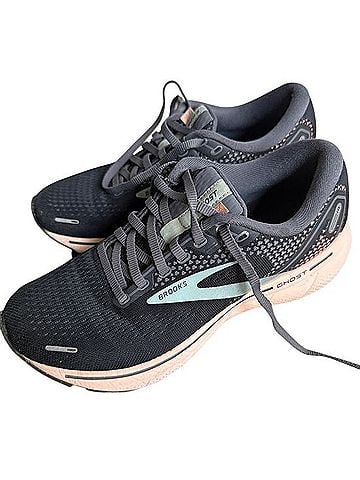 Brooks Ghost 14 Sneakers (view 1)