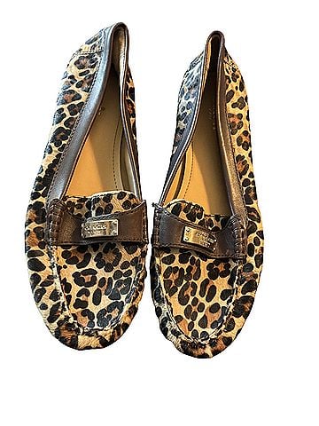 Coach Flats (view 1)
