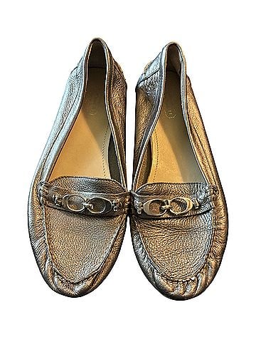 Coach Flats (view 1)