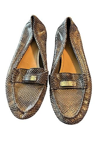 Coach Flats (view 1)