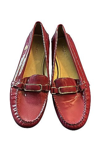 Coach Flats (view 1)