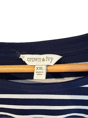 Crown & Ivy Casual Dress (view 2)