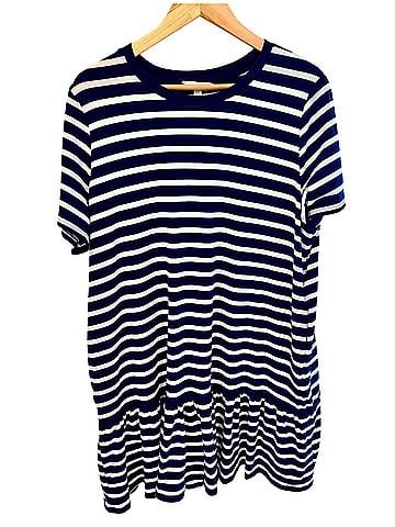 Crown & Ivy Casual Dress (view 1)
