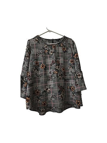 AUW 3/4 Sleeve Blouse (view 1)