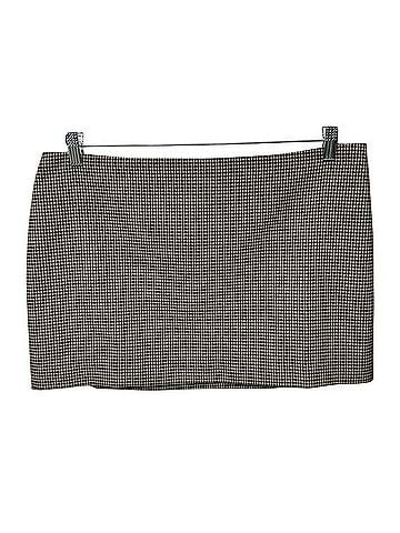 Reformation Carla Skort (view 1)