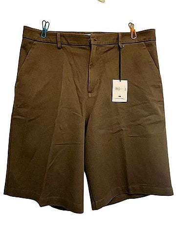 Banana Republic White Lotus Pleated Chino Bermuda Shorts Khaki Shorts (view 1)