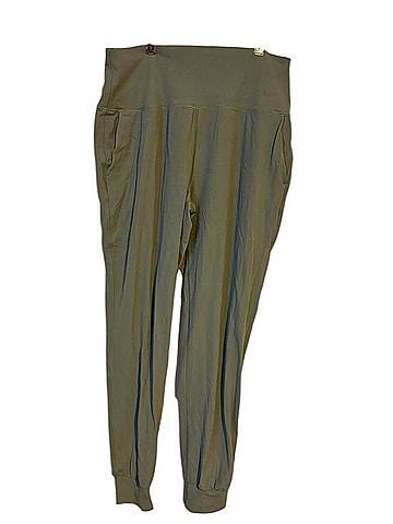 Nike Zenvy Dri-FIT Casual Pants (view 1)