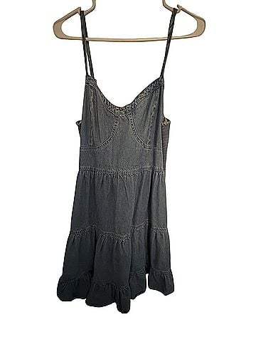 American Eagle Outfitters Casual Dress (view 1)