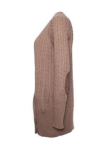 Brunello Cucinelli Brunello Cucinelli cable cashmere cardigan in camel. (view 2)