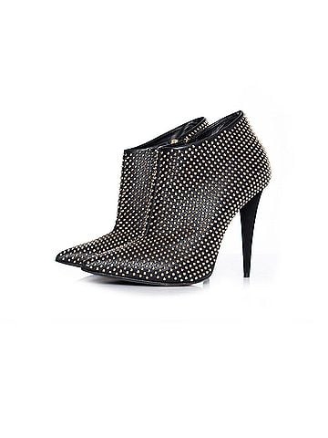 Giuseppe Zanotti Giuseppe Zanotti Black studded ankle boots. (view 1)