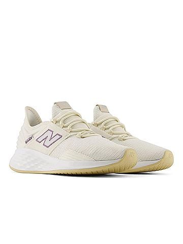 New Balance Women's Fresh Foam Shoe in Sea Salt (view 2)