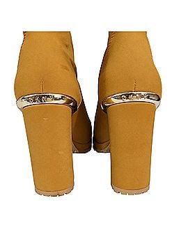 DKNY Heels (view 2)