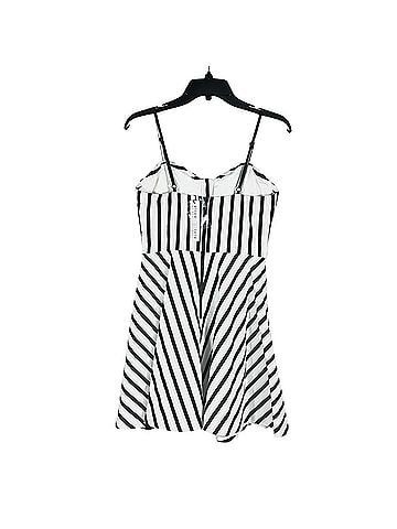 Alice + Olivia Nella Casual Dress (view 2)
