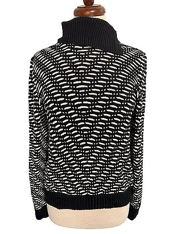 St. John Pullover Sweater (view 1)