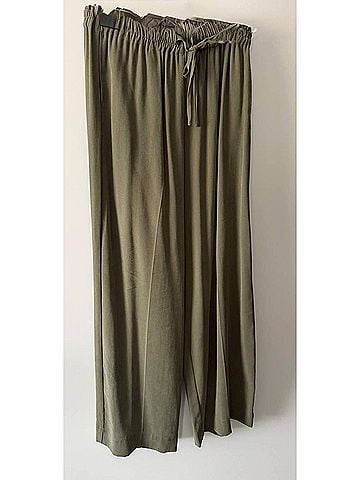 Fifteen Twenty Women's Press Pleat Drawstring Pant in Olive (view 2)