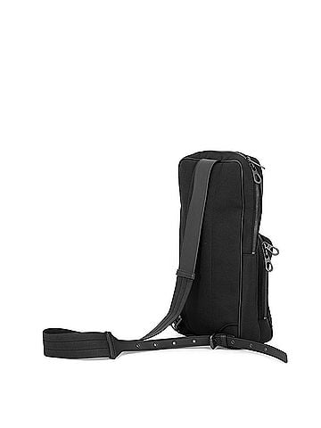 Bottega Veneta Bottega Veneta Body Bag Intrecciato Leather Canvas 520117 BOTTEGA VENETA Black Handbag Men's (view 2)