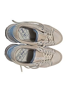 Nike Sneakers (view 2)
