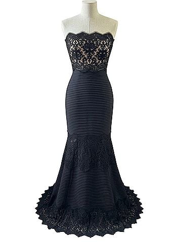 Tadashi Shoji Tadashi shoji black lace and pintuck jersey lace Cocktail Dress (view 1)