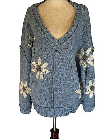 Pol Dusty Blue V-Neck Sweater with Daisy Knit Patches Pullover Sweater (view 2)