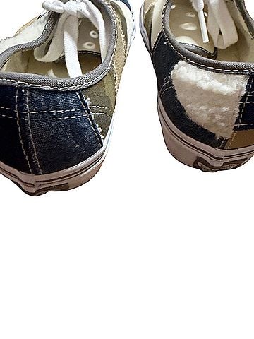 Vans Sneakers (view 2)