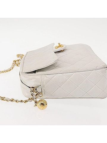 Chanel Vintage Front Pocket Camera Quilted Caviar White Leather Shoulder Bag Bag (view 2)