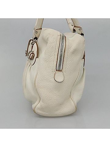 Salvatore Ferragamo Gancini Buckle Leather White Leather Shoulder Bag Bag (view 2)