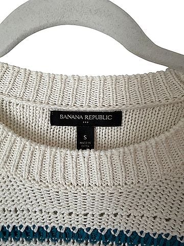 Banana Republic Pullover Sweater (view 2)