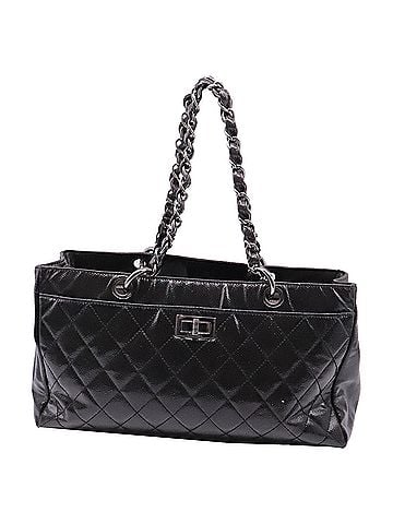 Chanel Chanel 2.55 Reissue Chain Tote Bag in Black Patent Leather (view 1)