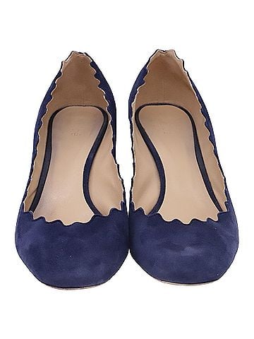 Chloé Chloé Scalloped Block-Heel Pumps in Navy Blue Suede (view 2)