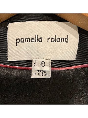 Pamella Roland Coat (view 2)