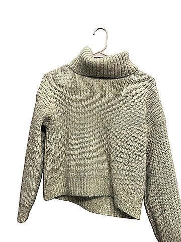 Old Navy Pullover Sweater (view 1)