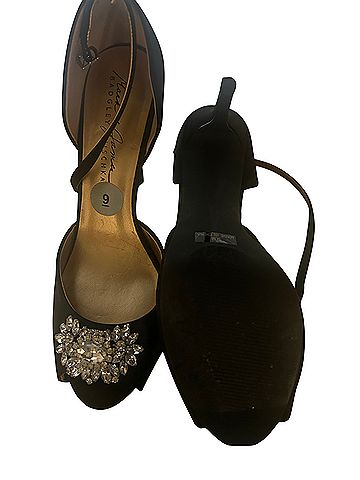 Badgley Mischka Heels (view 2)