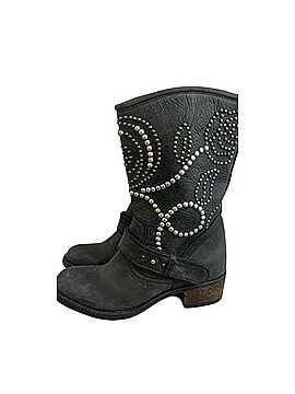 Guess Boots (view 1)