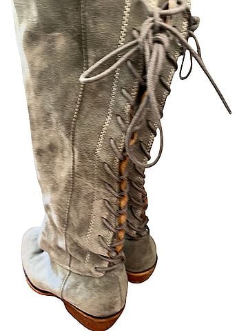 soft Boots (view 2)